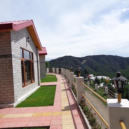 Village Live In Resort Chail Esterno foto