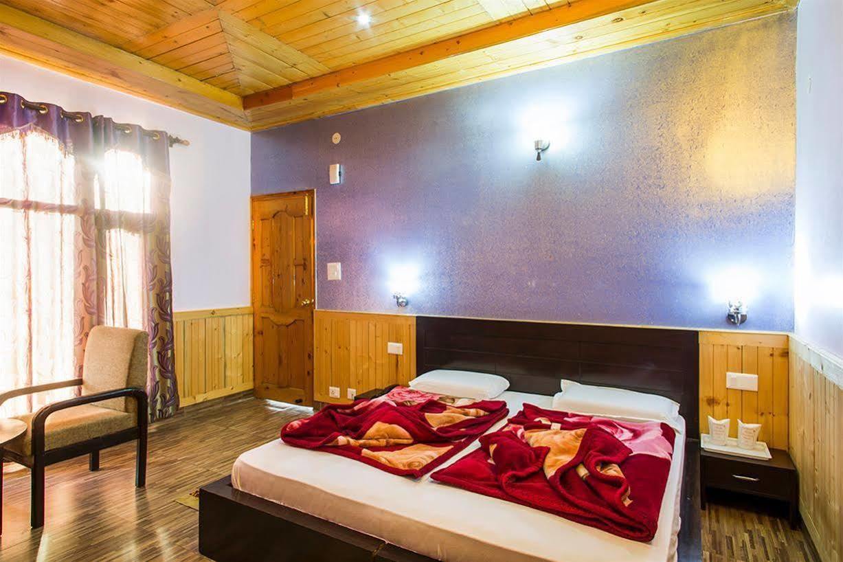 Village Live In Resort Chail Esterno foto